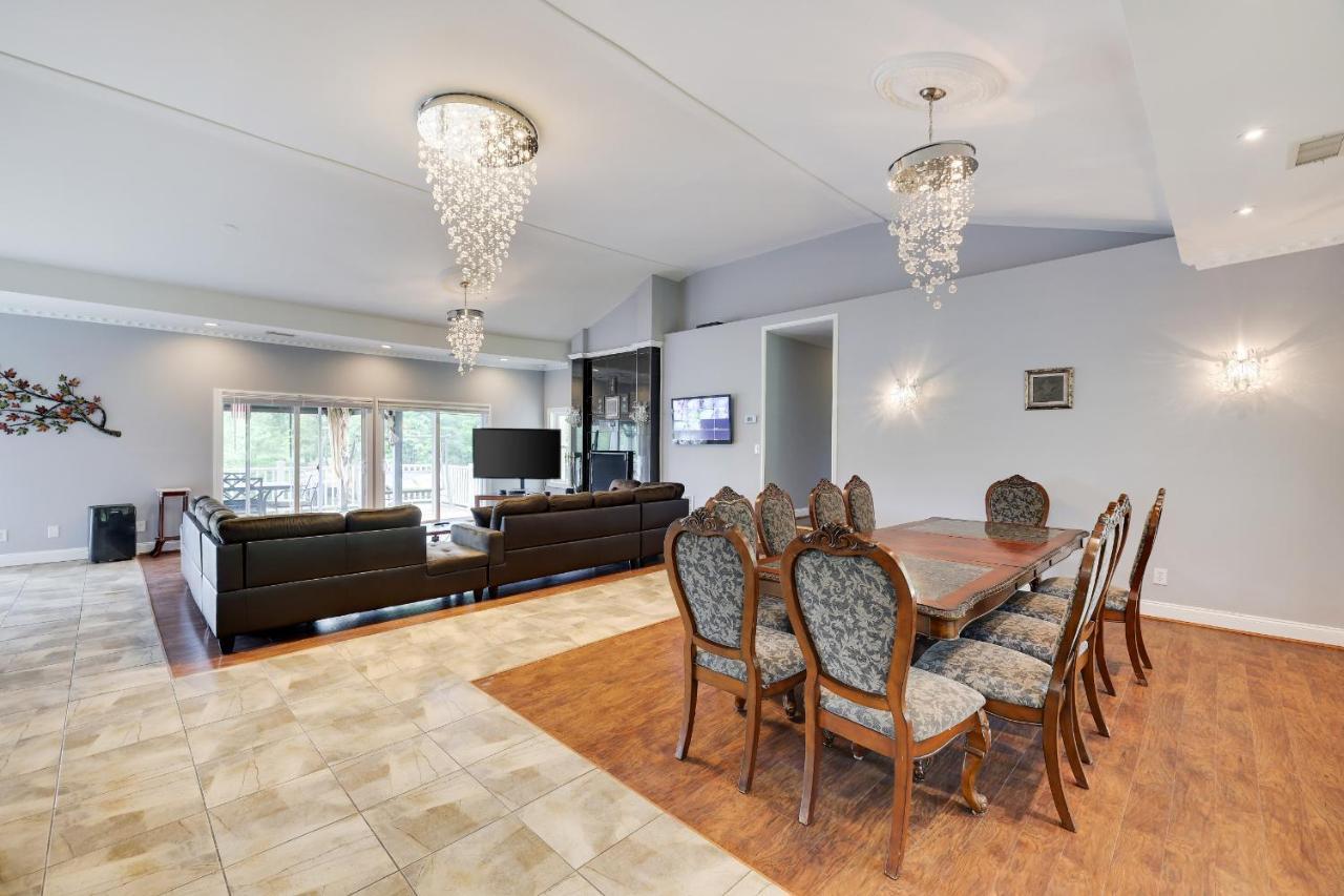 Luxury Front Camelot Holiday home Pocono Lake