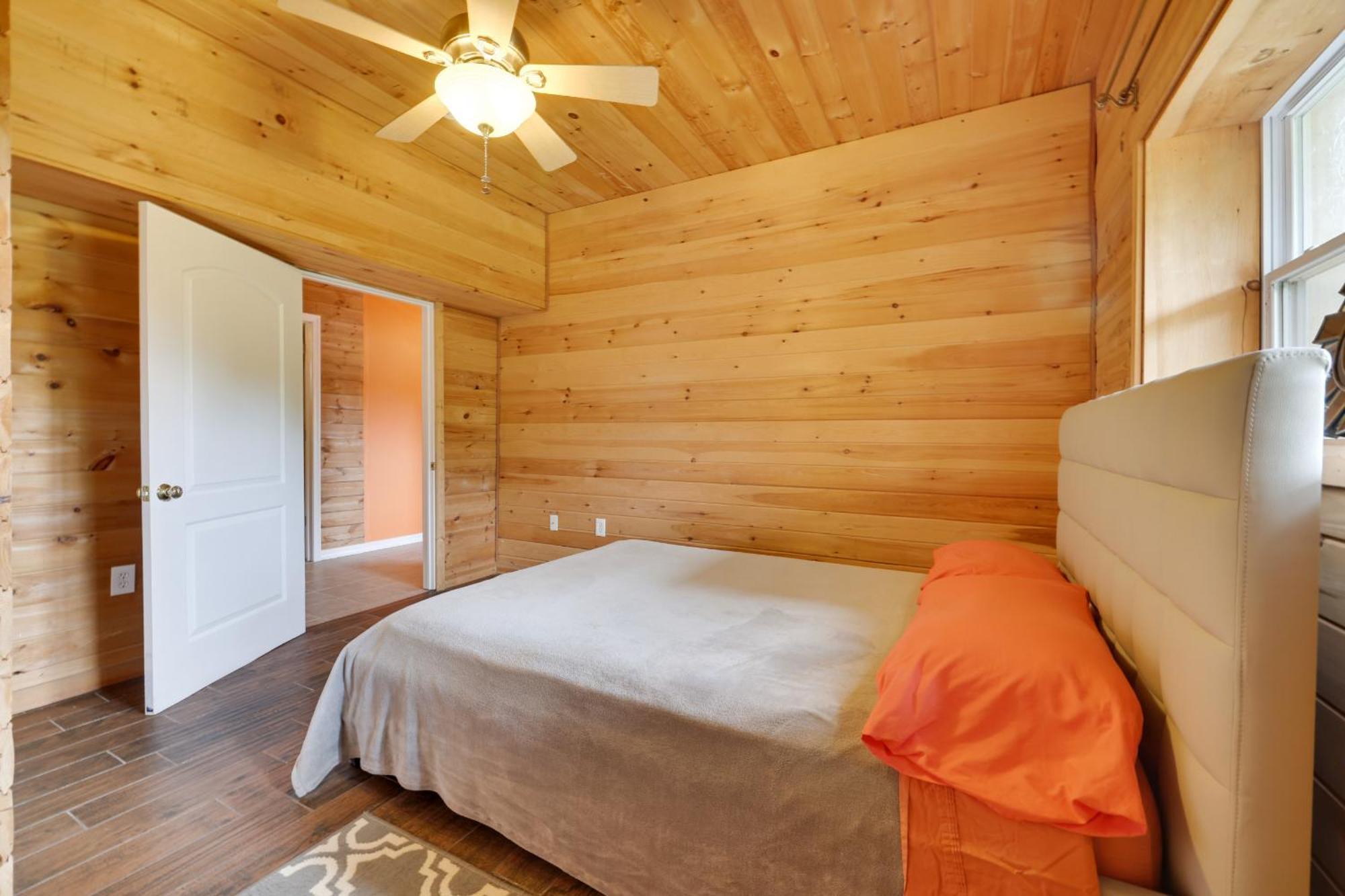 Holiday home Luxury Front Camelot