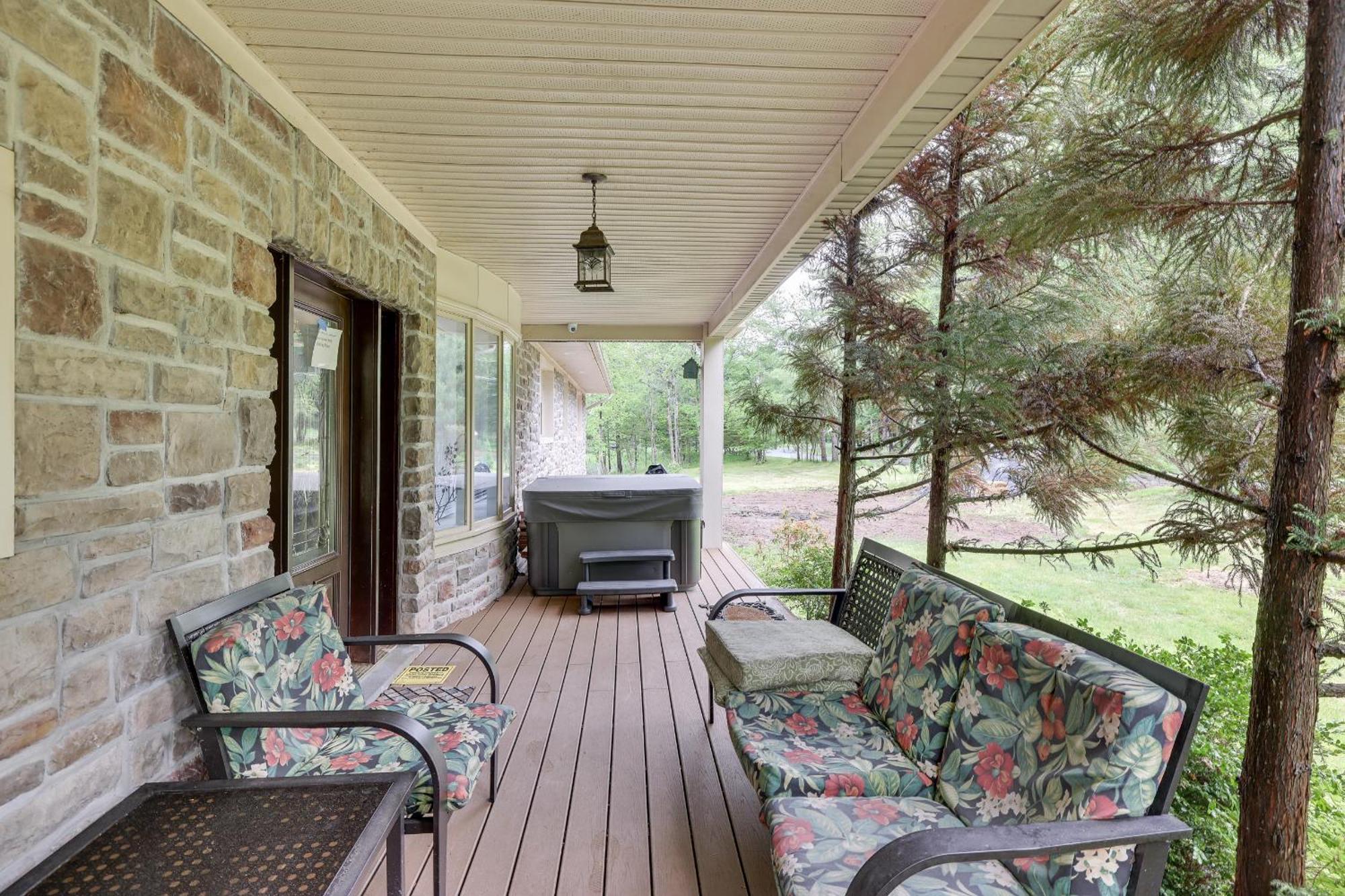 Luxury Front Camelot Pocono Lake